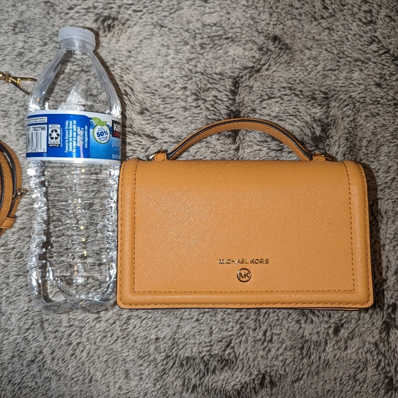 Michael kors jet set top handle smart phone crossbody bag - Picture 8 of 10